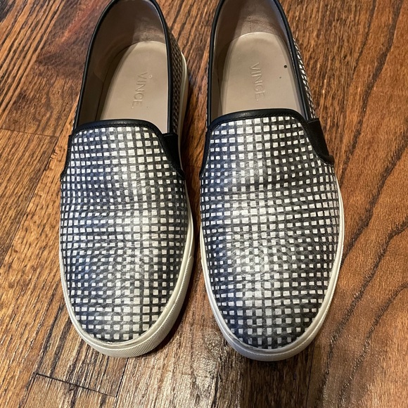 Vince classic slip on shoe - Picture 2 of 7